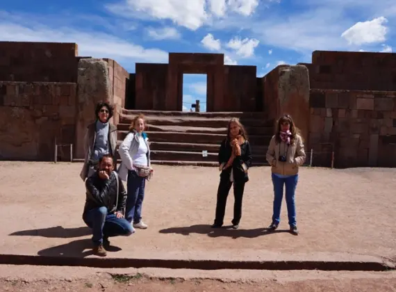 Tour 20 days and 19 nights: Lima, Amazon Cruise – Pacaya Samiria National Reserve, Ballestas Islands, Paracas, Nazca Lines, Ica, Huacachina, Arequipa, Colca Canyon, Majes Valley, Cusco, Machupicchu, Sacred Valley , Pachacamac, Lima
